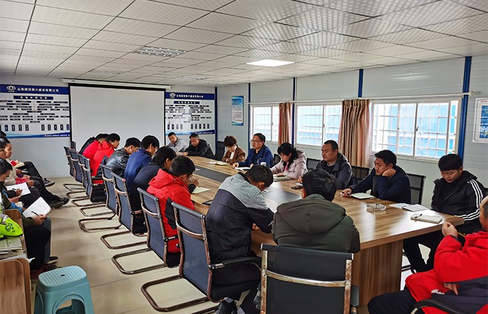 1612145428737405.jpg 喬虎軍慰問玉溪高鐵新城項目2小圖.jpg